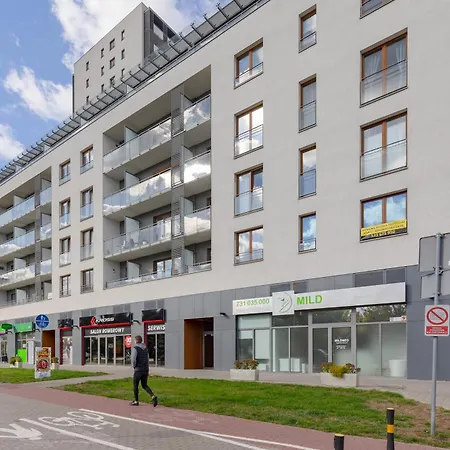 아파트 Metro Kondratowicza With Parking By Renters