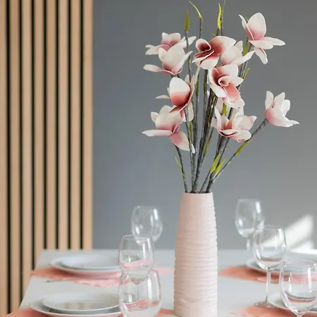 Lägenhet Metro Kondratowicza With Parking By Renters *